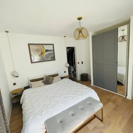 Architect's House - Olympic Games Paris 2024 Hotel Bazoches-sur-Guyonne